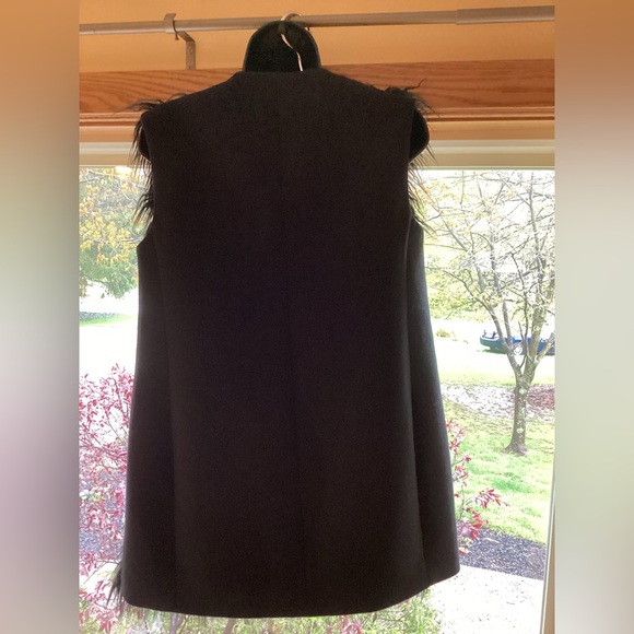 THEORY JET BLACK FAUX FUR LONG HAIR SHAG JACKET VEST SZ. PETITE (00-0) - Picture 8 of 15